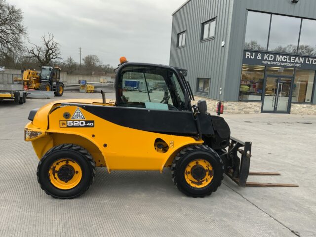 JCB 520-40 Compact Telehandler (ST22250)