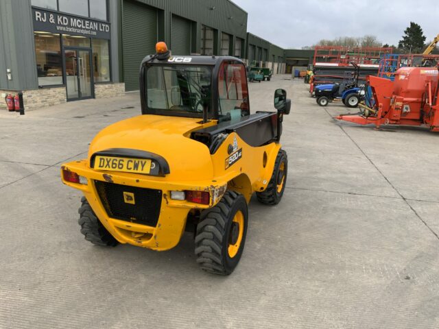 JCB 520-40 Compact Telehandler (ST22250)