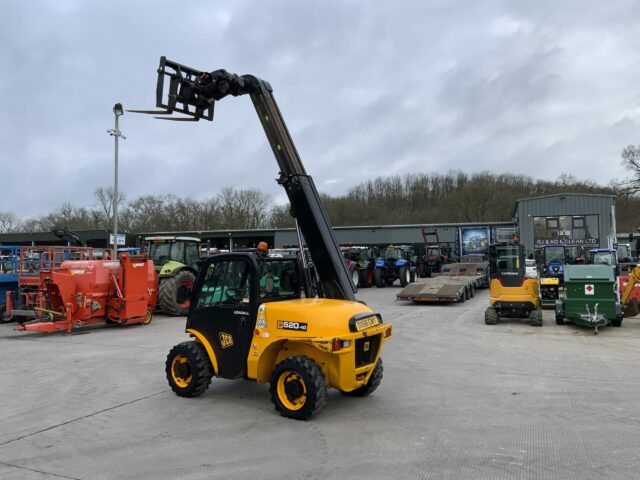 JCB 520-40 Compact Telehandler (ST22250)