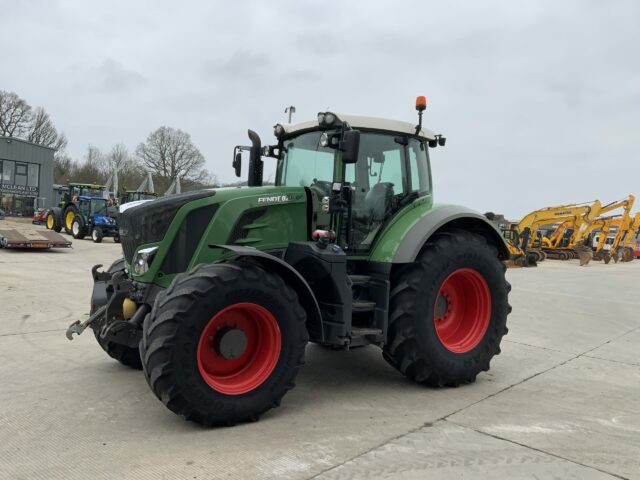 Fendt 828 Power Tractor (ST18710)