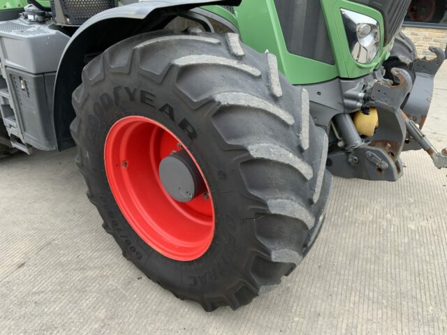 Fendt 828 Power Tractor (ST18710)