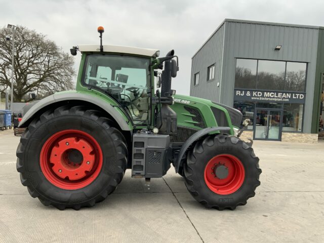 Fendt 828 Profi Plus Tractor (ST21378)