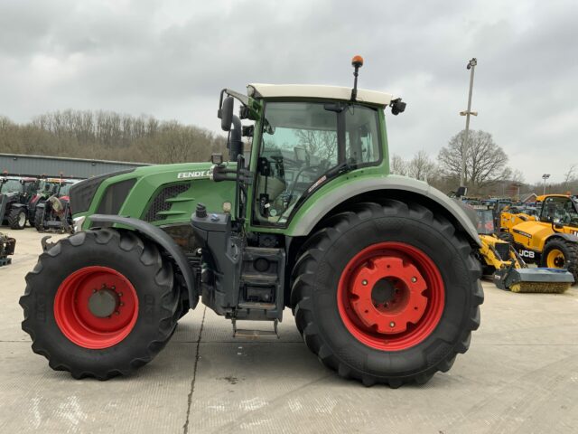 Fendt 828 Profi Plus Tractor (ST21378)