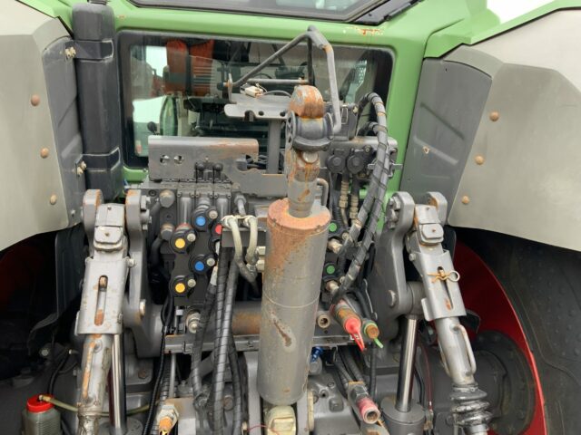 Fendt 828 Profi Plus Tractor (ST21378)