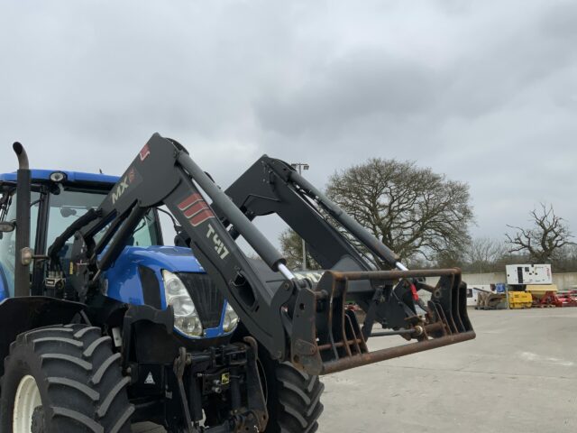 New Holland T7.260 Tractor (ST21181)