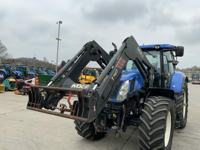 New Holland T7.260 Tractor (ST21181)