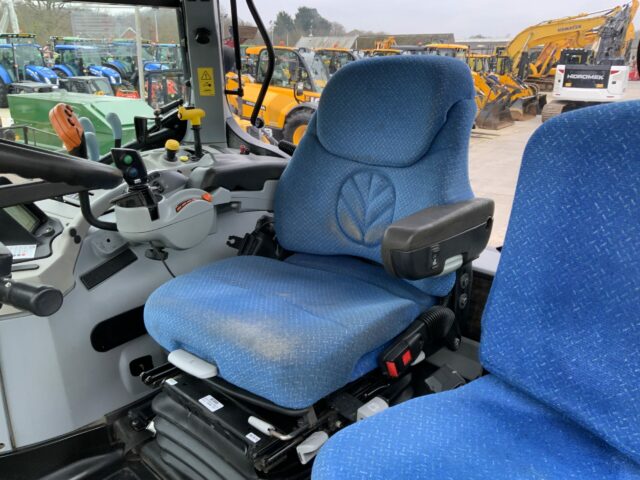 New Holland T7.260 Tractor (ST21181)