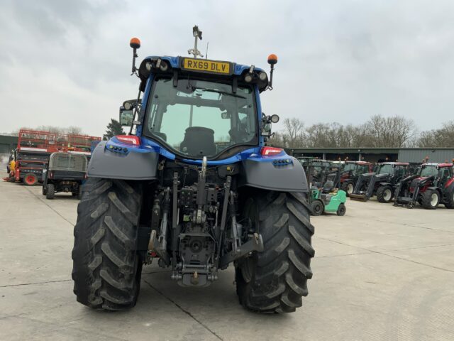 Valtra N154 Active Tractor (ST22242)