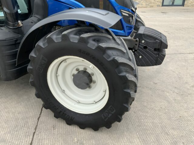 Valtra N154 Active Tractor (ST22242)