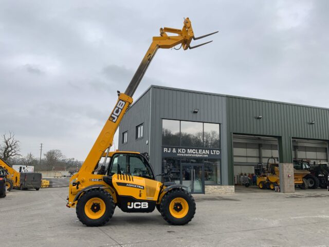 JCB 542-70 Agri Xtra Telehandler (ST21340)