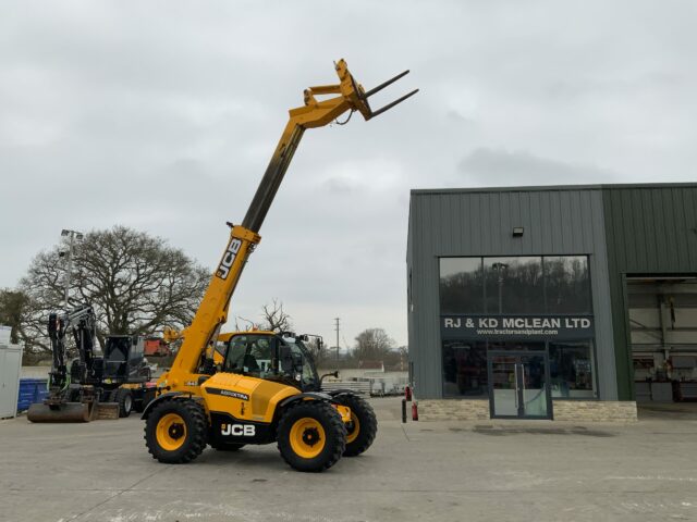 JCB 542-70 Agri Xtra Telehandler (ST21340)