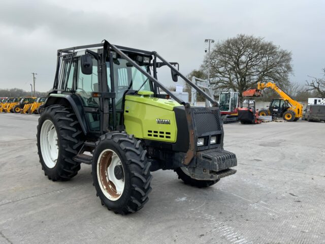 Valtra 6550 Tractor (ST22192)