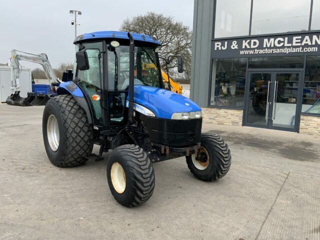 New Holland TD5010 Tractor (ST22200)