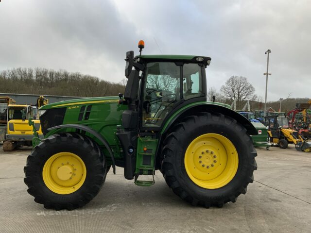 John Deere 6250R Ultimate Edition Tractor (ST22228)