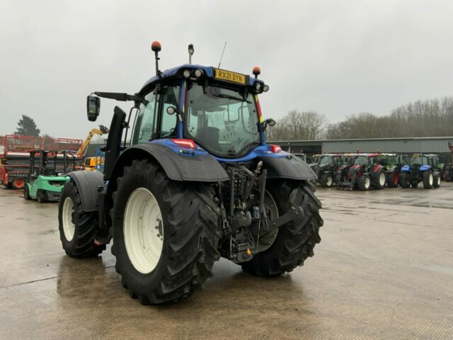 Valtra N174 Active Tractor (ST22241)