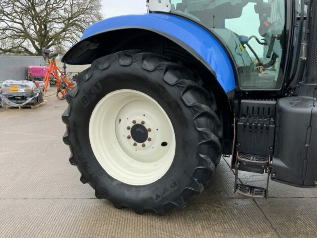 New Holland T7.200 Tractor (ST22244)