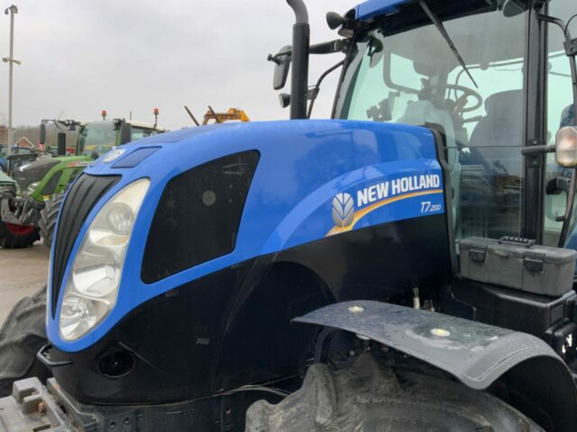 New Holland T7.200 Tractor (ST22244)