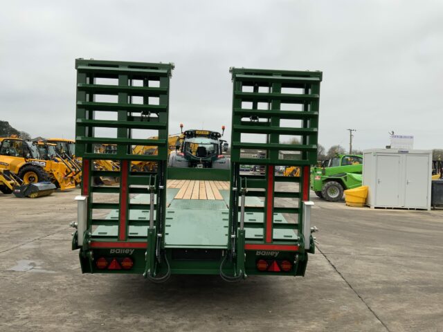 Bailey 30FT Tri Axle Low Loader Trailer