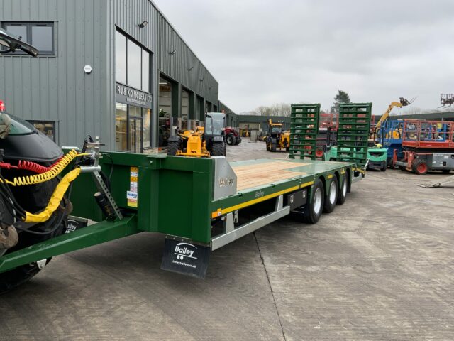 Bailey 30FT Tri Axle Low Loader Trailer