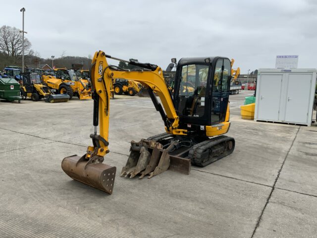 JCB 8026 CTS Digger (ST22337)