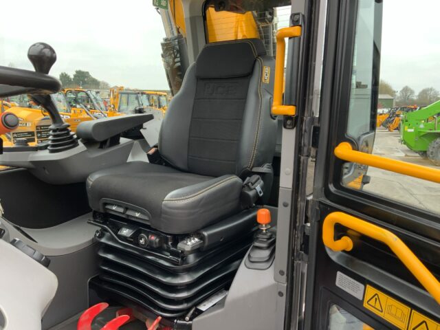 JCB 560-80 Agri Super Telehandler (ST22352)