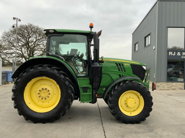 John Deere 6195R Tractor (ST22150)