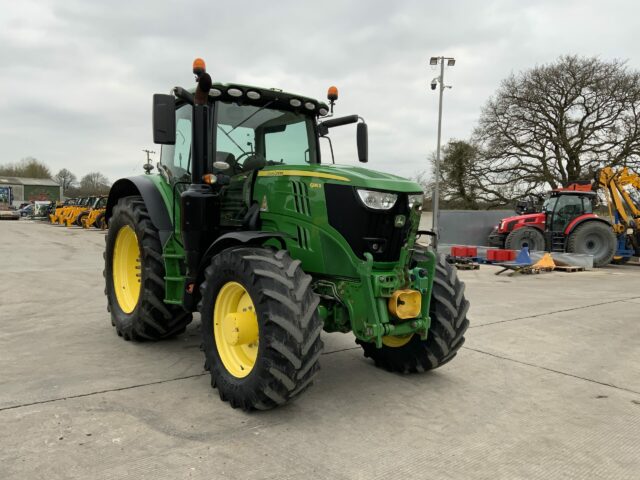 John Deere 6195R Tractor (ST22150)