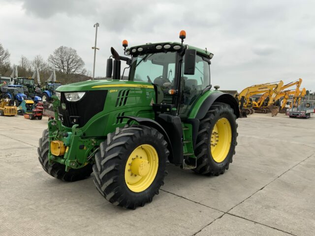 John Deere 6195R Tractor (ST22150)