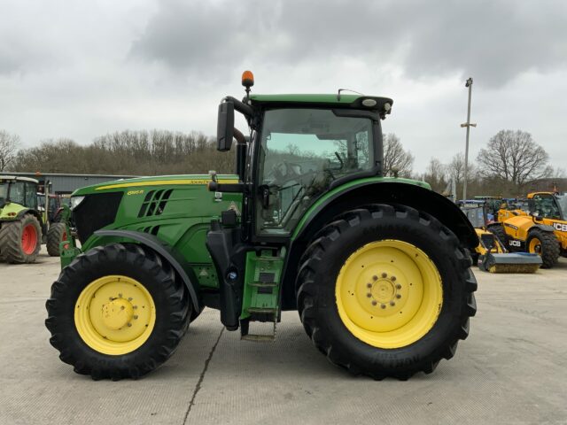 John Deere 6195R Tractor (ST22150)