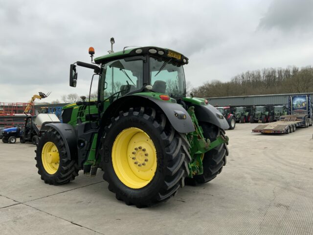 John Deere 6195R Tractor (ST22150)