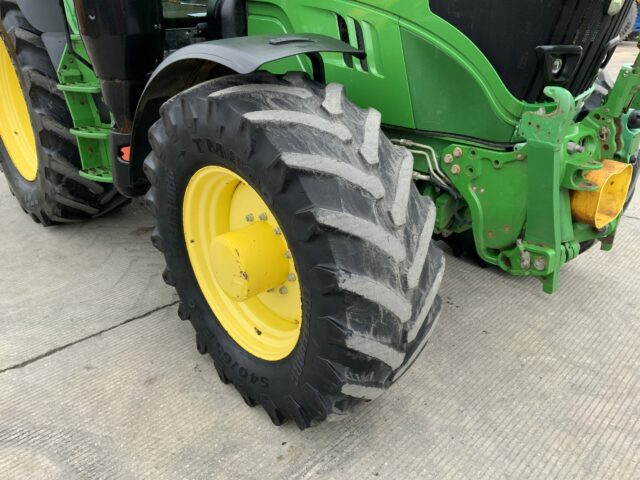 John Deere 6195R Tractor (ST22150)