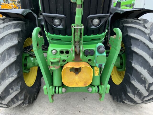 John Deere 6195R Tractor (ST22150)