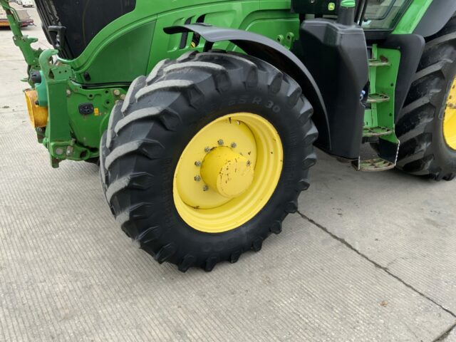 John Deere 6195R Tractor (ST22150)