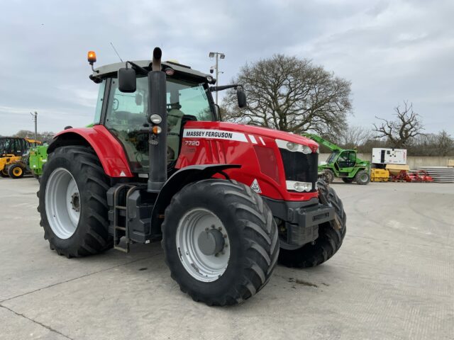 Massey Ferguson 7720 DYNA-6 Tractor (ST20734)