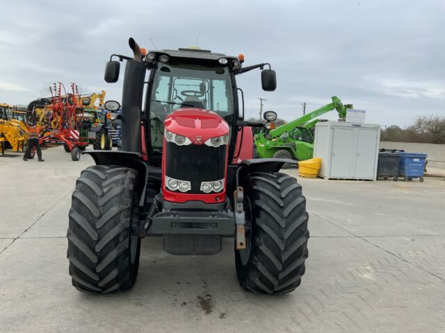 Massey Ferguson 7720 DYNA-6 Tractor (ST20734)