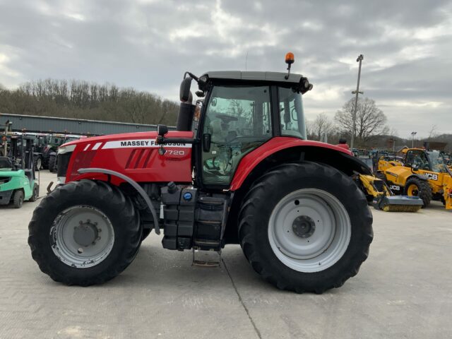 Massey Ferguson 7720 DYNA-6 Tractor (ST20734)