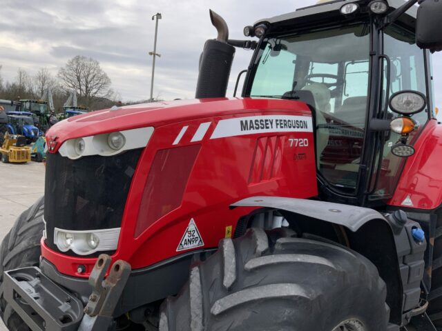 Massey Ferguson 7720 DYNA-6 Tractor (ST20734)