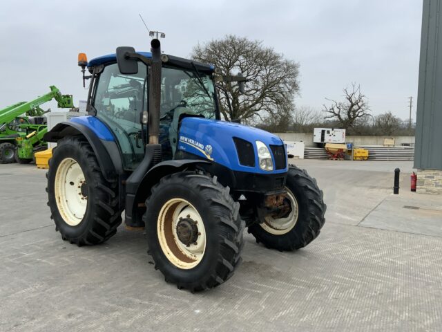 New Holland T6.140 Tractor (ST21934)