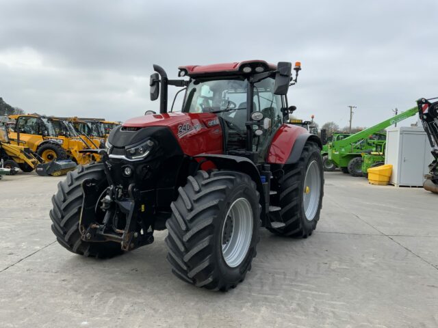 Case Puma 240 CVX Tractor (ST22223)