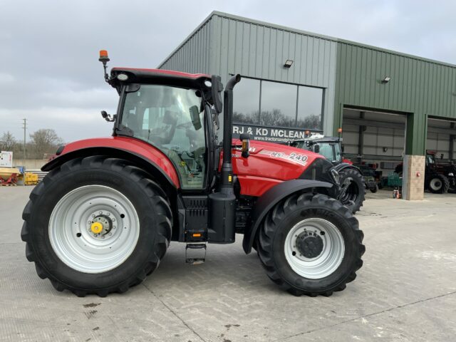 Case Puma 240 CVX Tractor (ST22223)