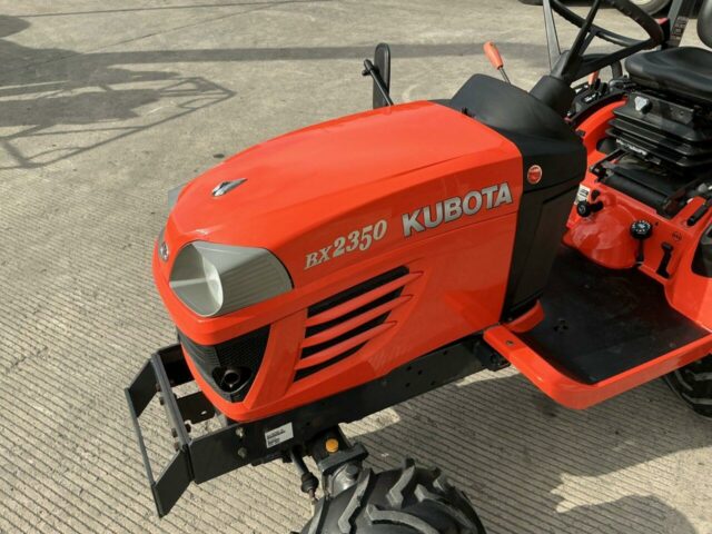 Kubota BX2350 Compact Tractor (ST21041)