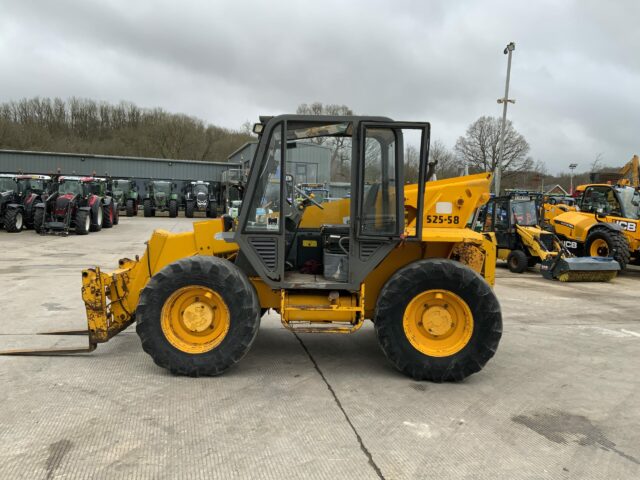 JCB 525-58 Turbo Farm Special (ST22068)