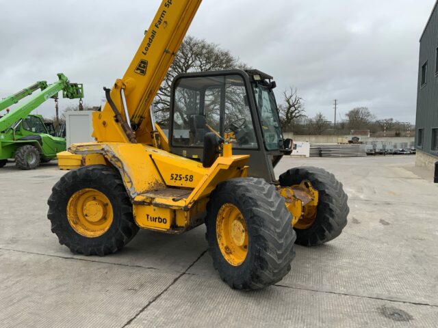 JCB 525-58 Turbo Farm Special (ST22068)