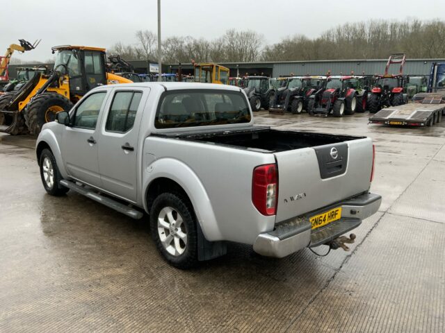 Nissan Navara Double Cab Pick Up (ST22210)