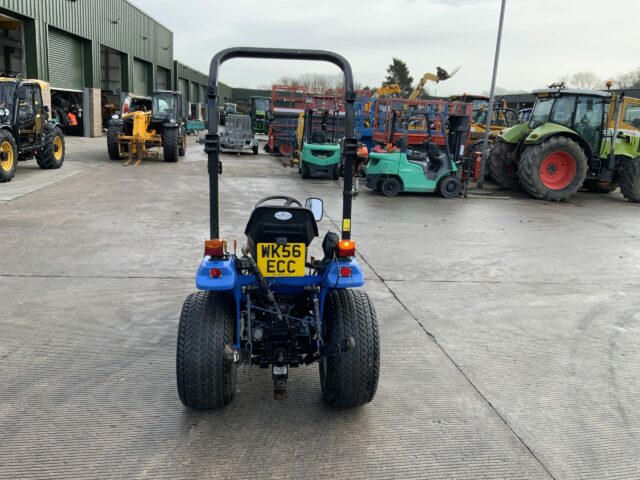 New Holland TC21D Compact Tractor (ST22155)