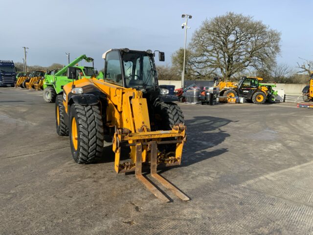 JCB 531-70 Agri Super Telehandler (ST22061)