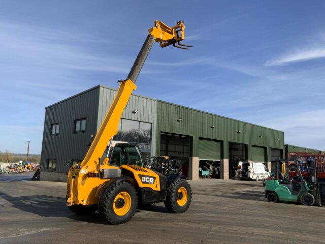 JCB 531-70 Agri Super Telehandler (ST22061)