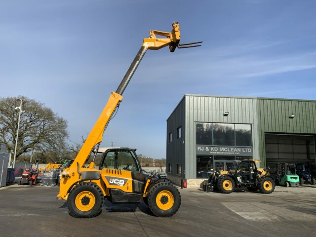 JCB 531-70 Agri Super Telehandler (ST22061)