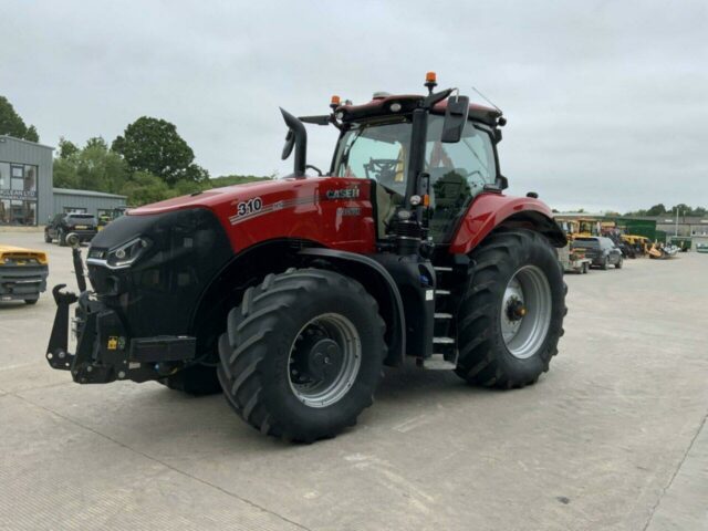 Case Magnum 310 Tractor (ST18497)