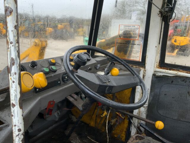 JCB 412 Farm Master Turbo Wheeled Loading Shovel (ST22182)